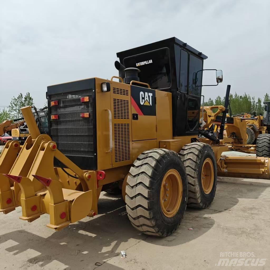 CAT 140 H 대형 굴삭기 29톤 이상