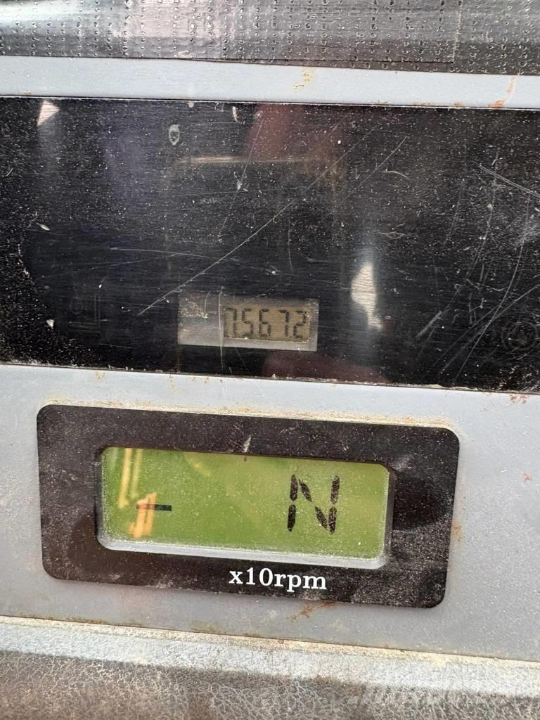 Doosan D 110 S-5 디젤 지게차