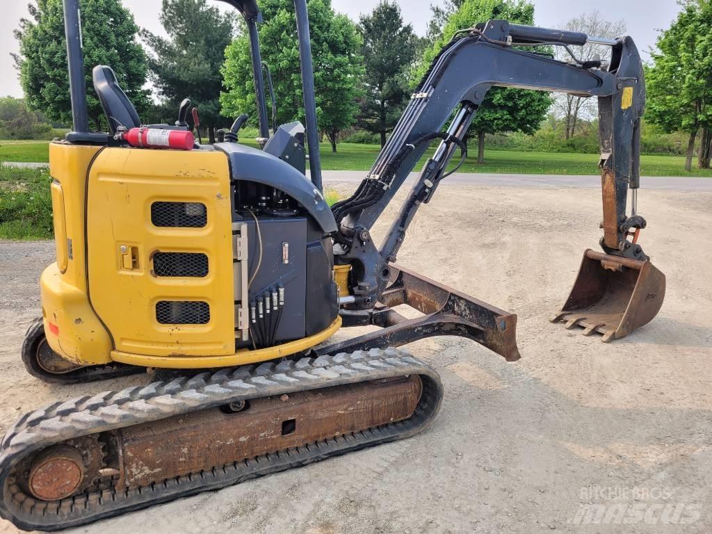 DEERE 35G 소형 굴삭기 7톤 미만