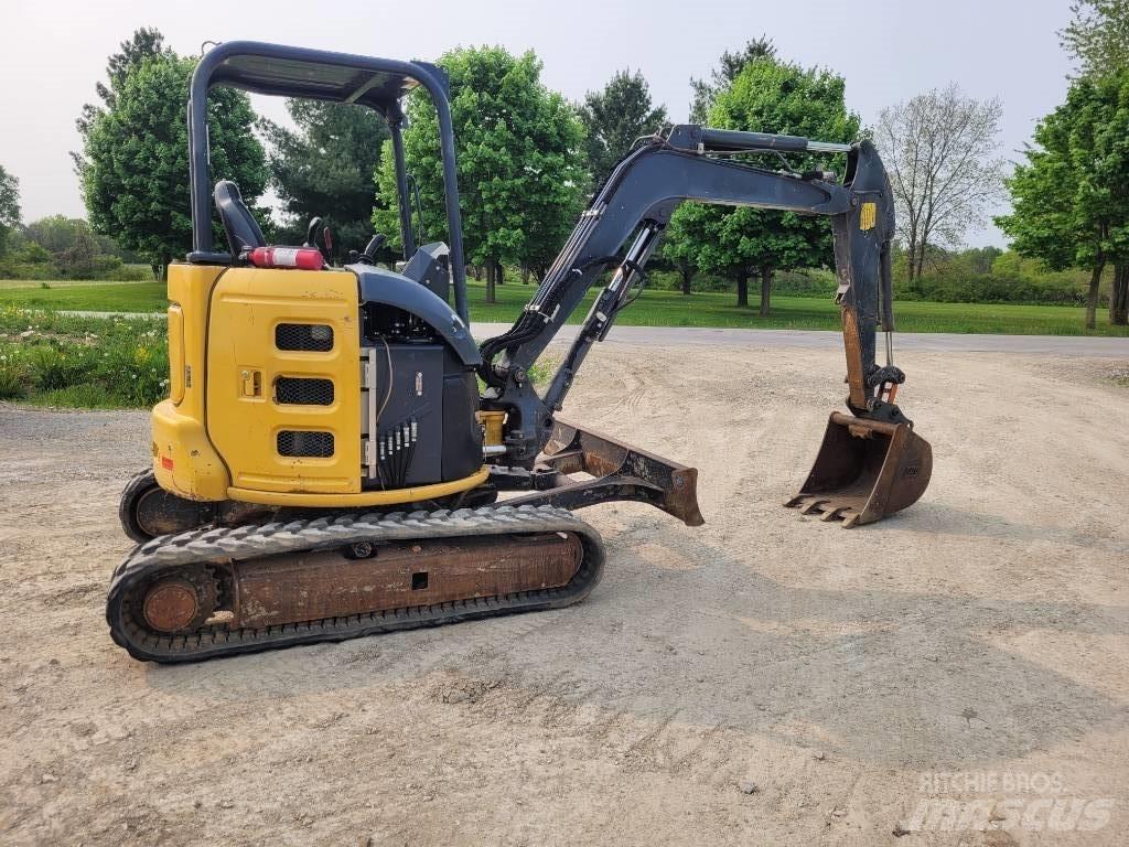 DEERE 35G 소형 굴삭기 7톤 미만