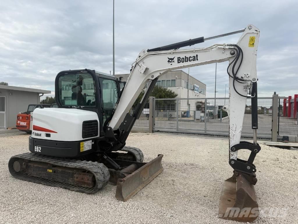 Bobcat E 62 소형 굴삭기 7톤 미만