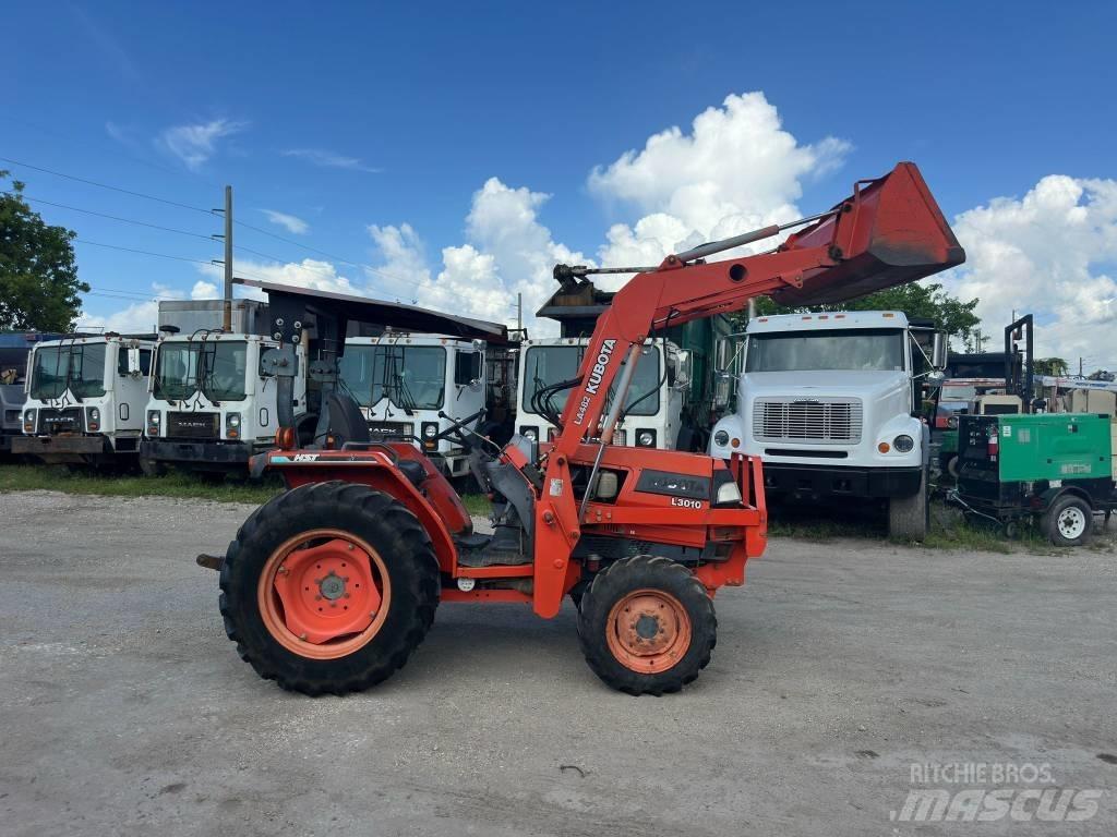 Kubota L 3010 트랙터