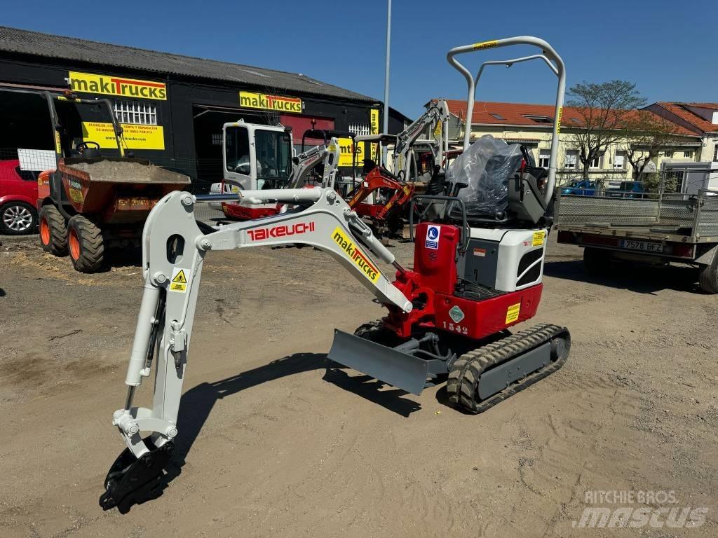 Takeuchi TB 210 R 소형 굴삭기 7톤 미만
