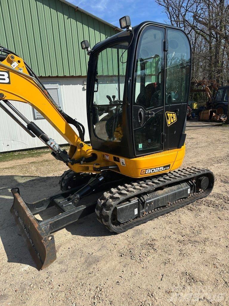 JCB 8025 ZTSL 소형 굴삭기 7톤 미만