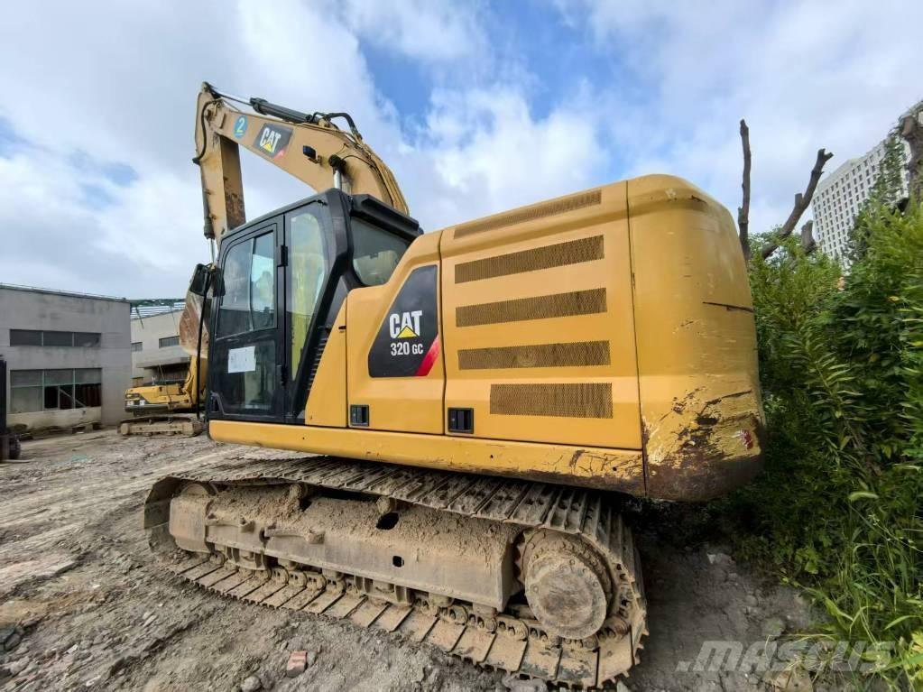 CAT 320 GC 중형굴삭기 7톤-28톤