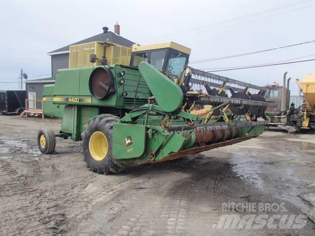 John Deere 4420 콤바인 수확기
