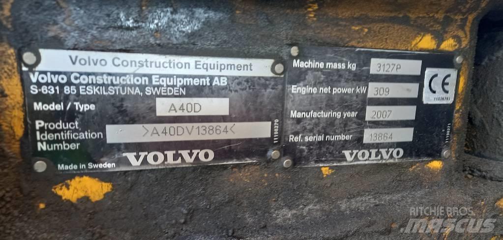 Volvo A 40 D 연결식 홀러