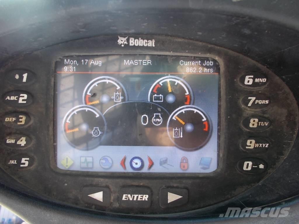 Bobcat T450  스키드로더
