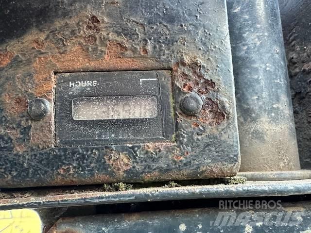 Terex Benford D9060S 건설현장 덤프트럭