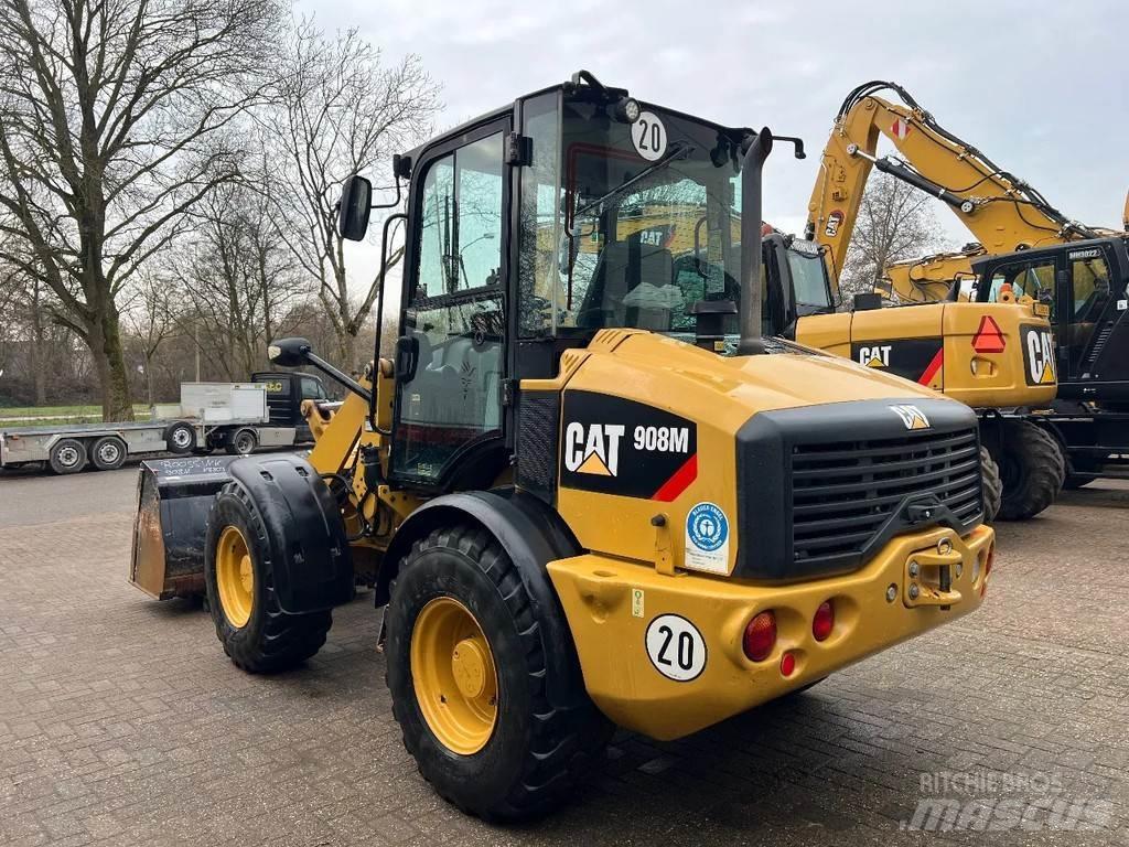 CAT 908M  휠로우더