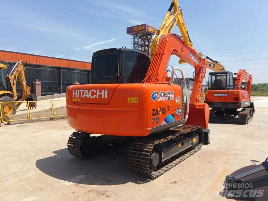 Hitachi ZX 70 대형 굴삭기 29톤 이상