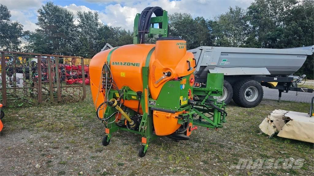 Amazone UF 901 견인형 분무기