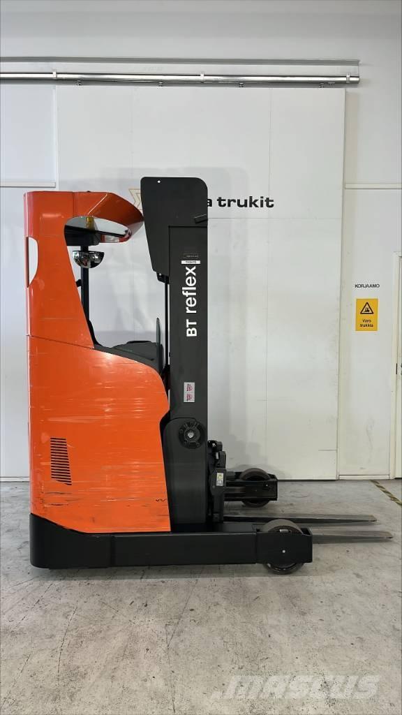 BT RR E 140 H 리치 트럭