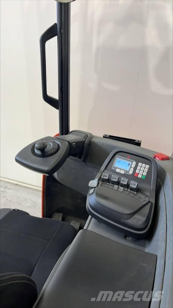 BT RR E 140 H 리치 트럭