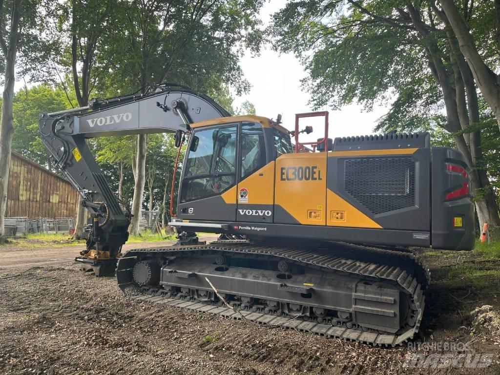 Volvo EC 300 대형 굴삭기 29톤 이상