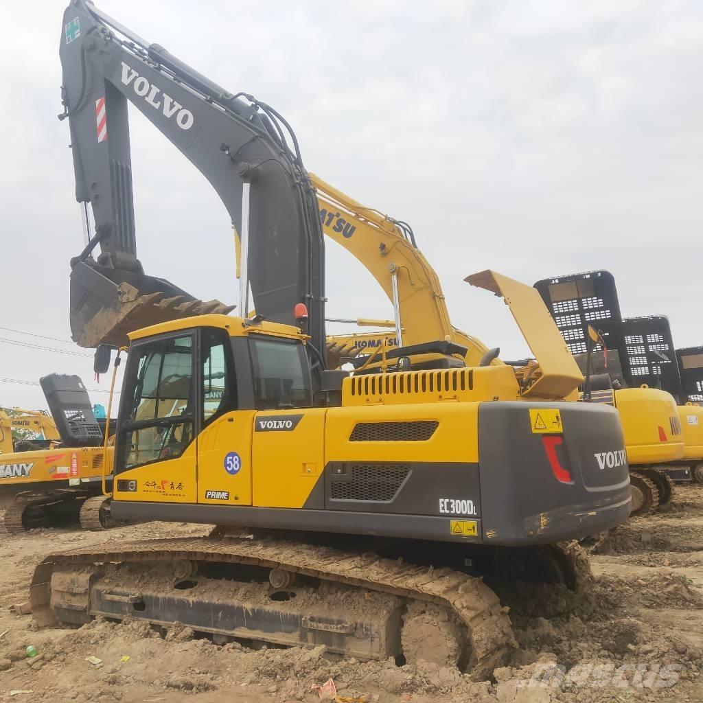 Volvo EC 300 D 대형 굴삭기 29톤 이상