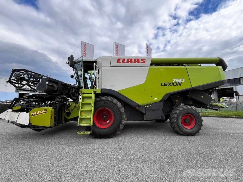 CLAAS Lexion 750 콤바인 수확기