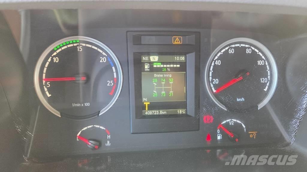 Scania P320 6X2*4 플랫베드/윈치 트럭