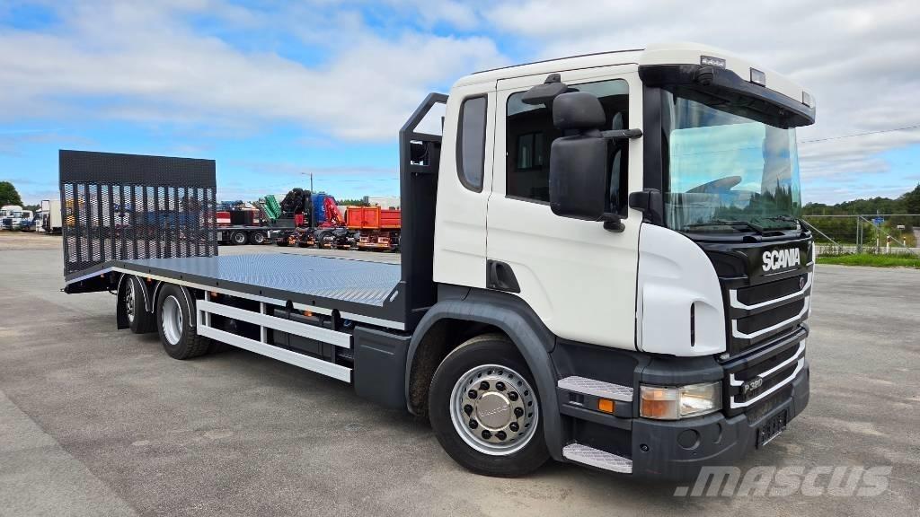 Scania P320 6X2*4 플랫베드/윈치 트럭