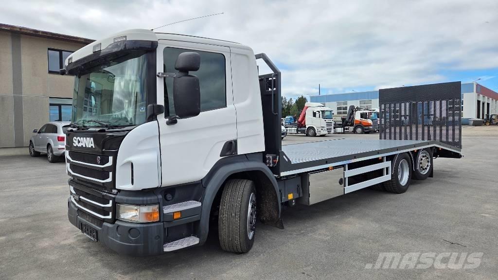 Scania P320 6X2*4 플랫베드/윈치 트럭