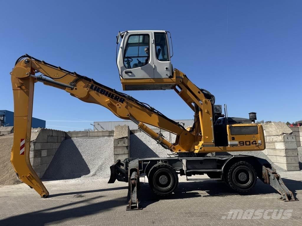 Liebherr A 904 C 폐기물/산업 처리기