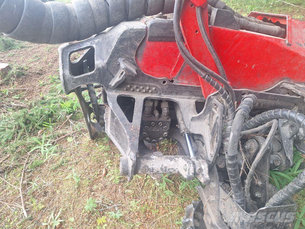 Komatsu 911 원목 하베스터