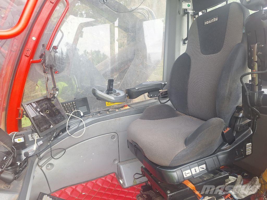 Komatsu 911 원목 하베스터