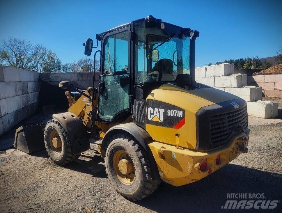 CAT 907 M  휠로우더