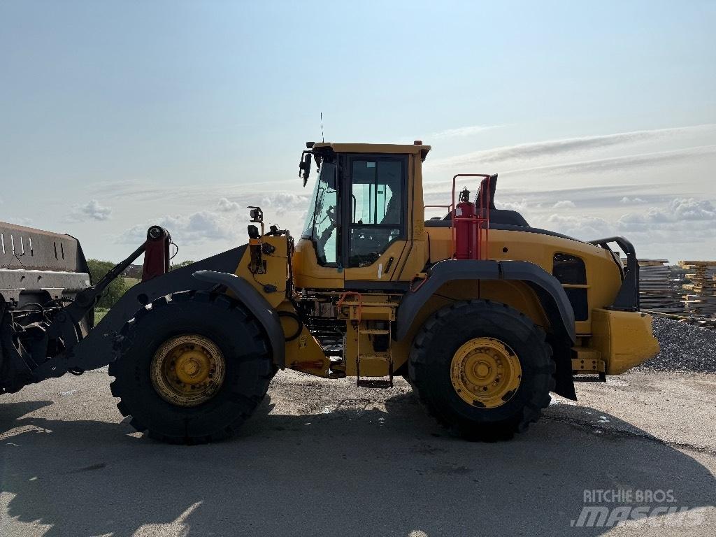 Volvo L 120 H  휠로우더