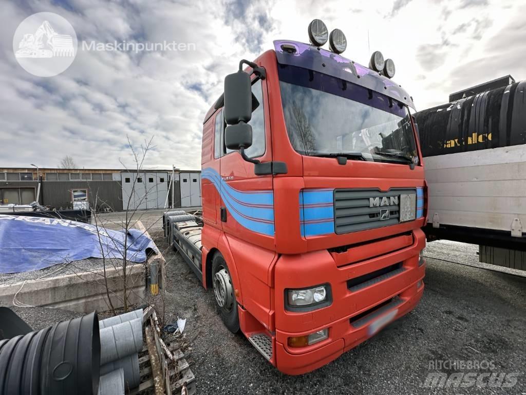 MAN TGX 28.530 LAXO 새시 운전실 트럭