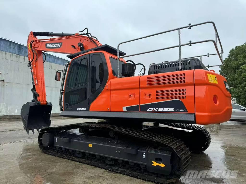 Doosan DX 225 LC-9C 대형 굴삭기 29톤 이상
