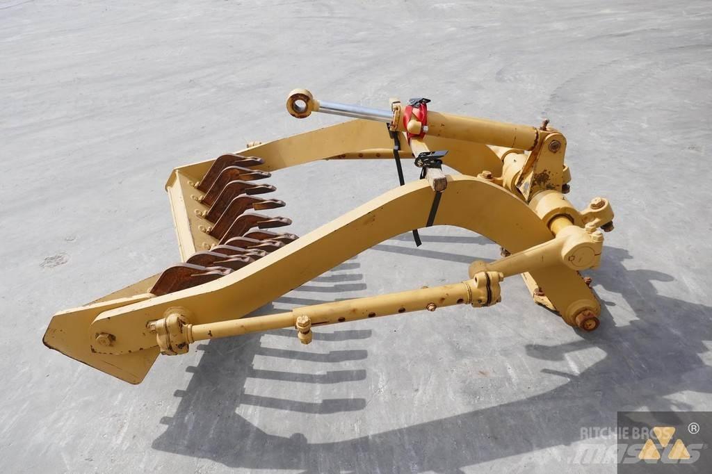 CAT 140H Scarifier 기타 부품  