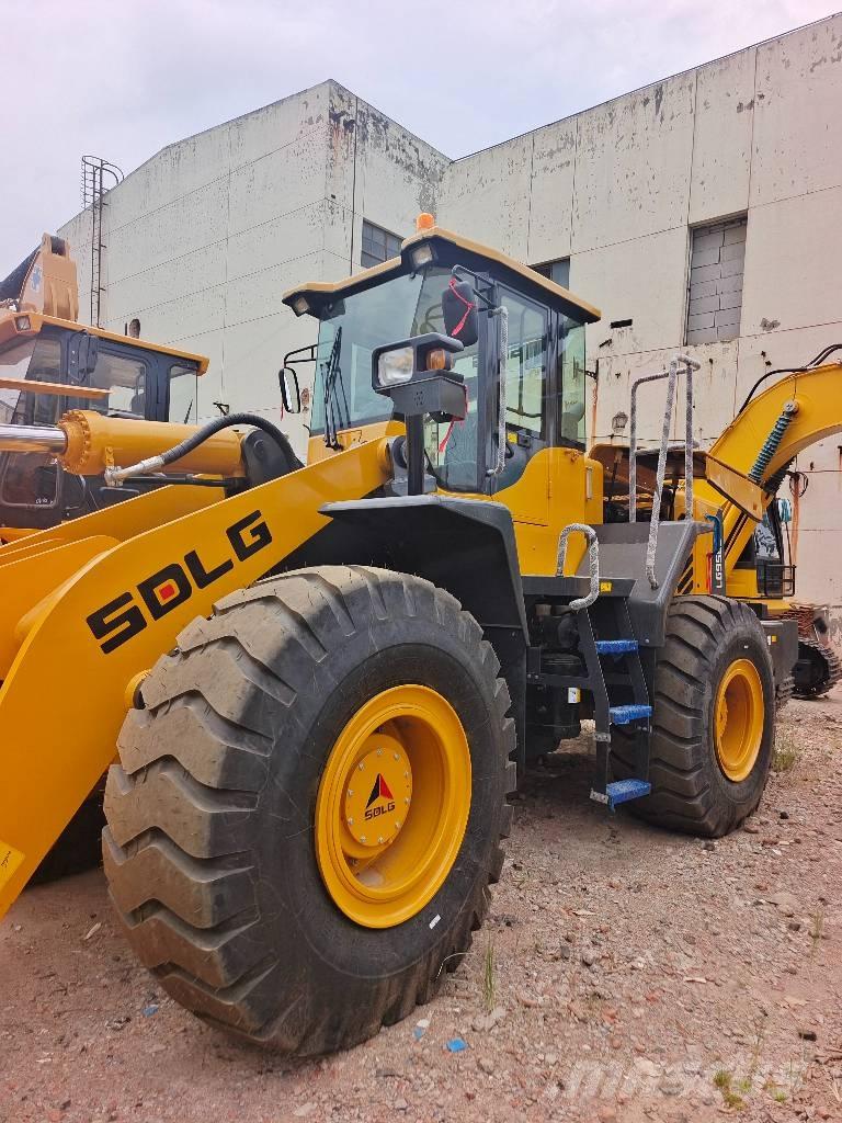 SDLG LG 956 L 대형 굴삭기 29톤 이상