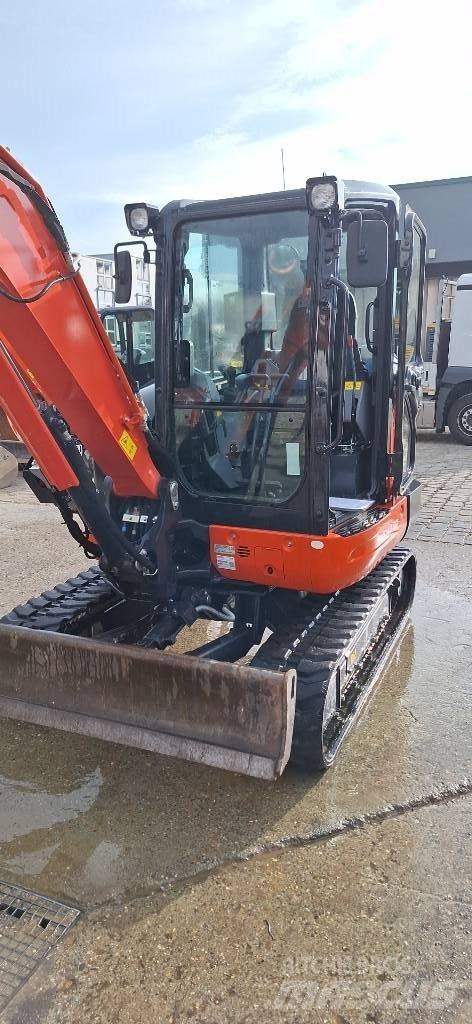 Kubota KX 042-4 소형 굴삭기 7톤 미만