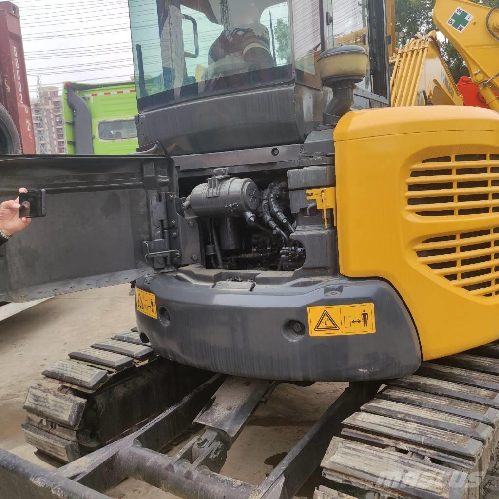 Komatsu PC 55 MR 소형 굴삭기 7톤 미만