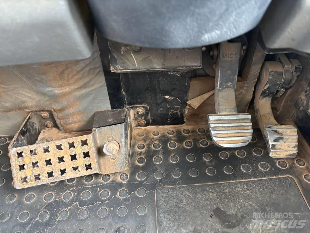 CAT 730 연결식 홀러