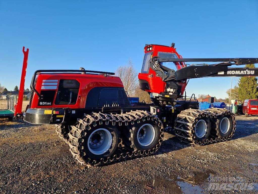 Komatsu 931XC 원목 하베스터
