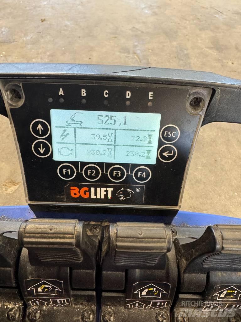 BG Lift M 250 미니 크레인