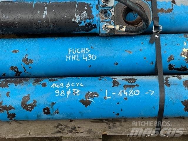 Fuchs 330 SIŁOWNIKI 유압식 기계