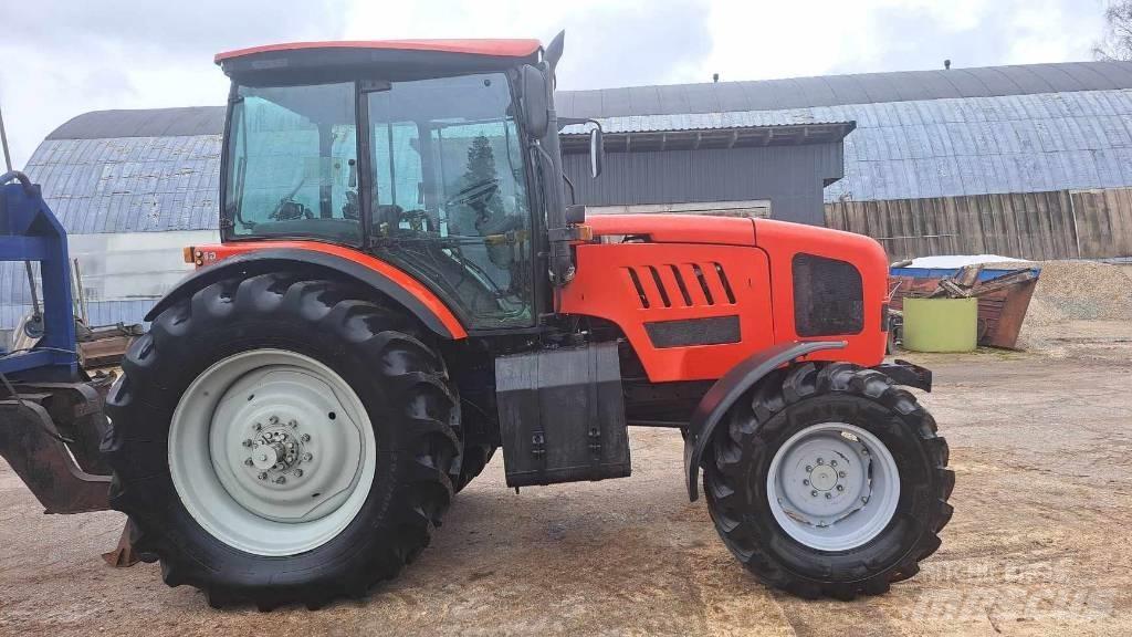 MTZ 2022.3 트랙터