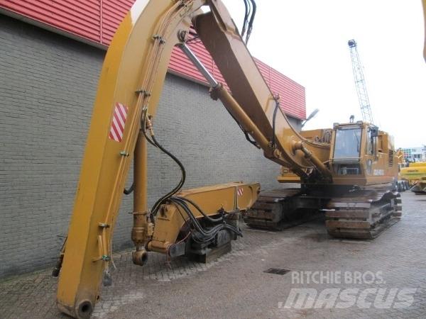 JCB JS 450LC 말뚝설치기