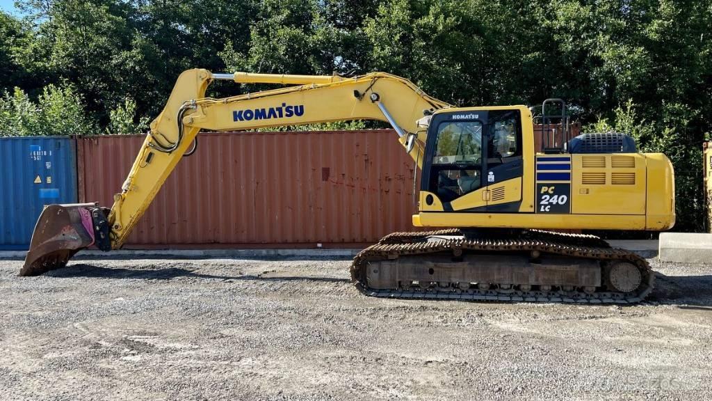 Komatsu PC 240 LC-10 대형 굴삭기 29톤 이상