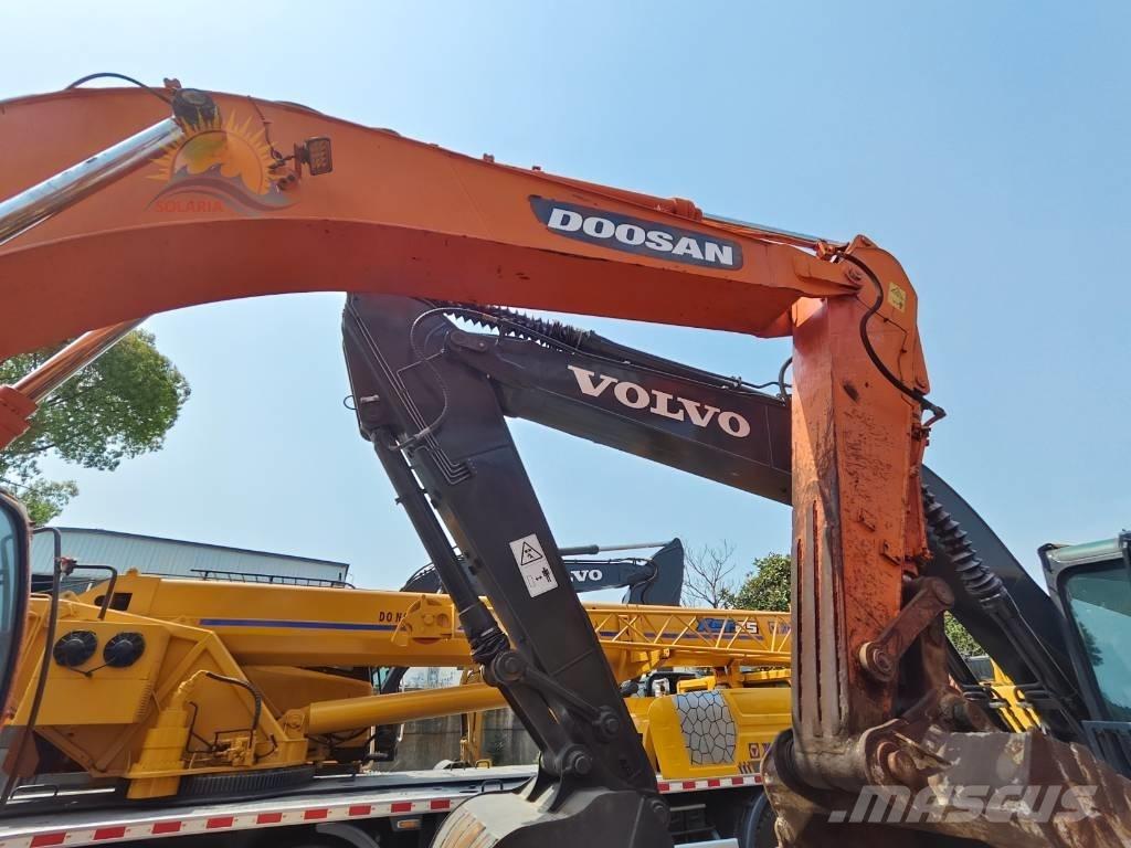 Doosan DX 300 LC 대형 굴삭기 29톤 이상