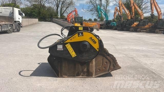 MB Crusher BF 90.3 파쇄 버킷