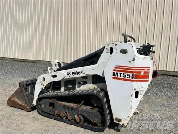 Bobcat MT55  스키드로더