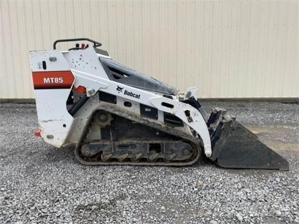 Bobcat MT85  스키드로더