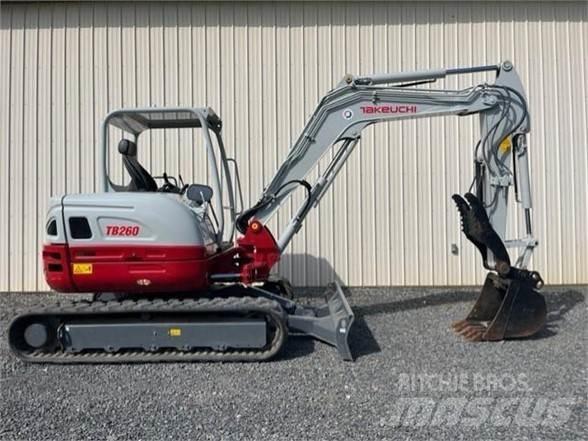 Takeuchi TB260 대형 굴삭기 29톤 이상