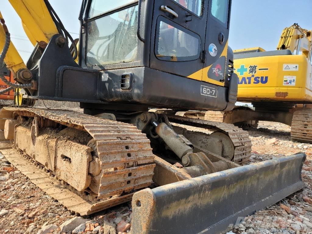 Hyundai R60-7 소형 굴삭기 7톤 미만