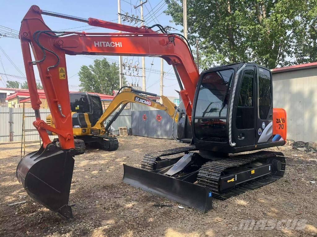 Hitachi ZX 70 중형굴삭기 7톤-28톤