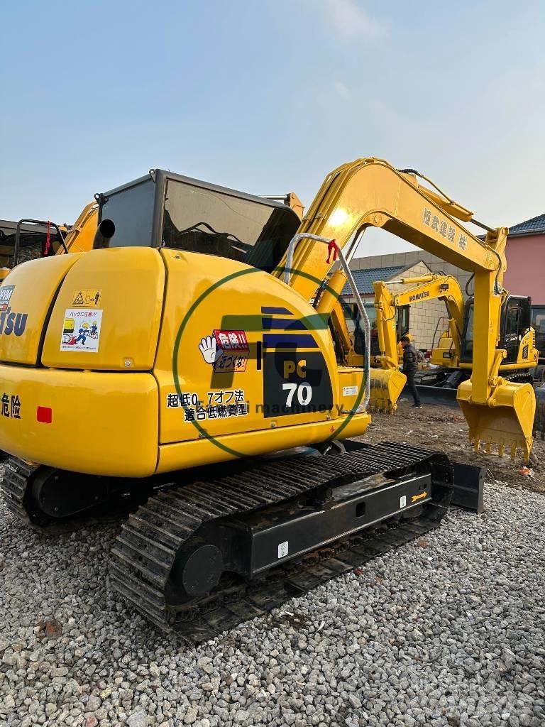 Komatsu PC 70 소형 굴삭기 7톤 미만
